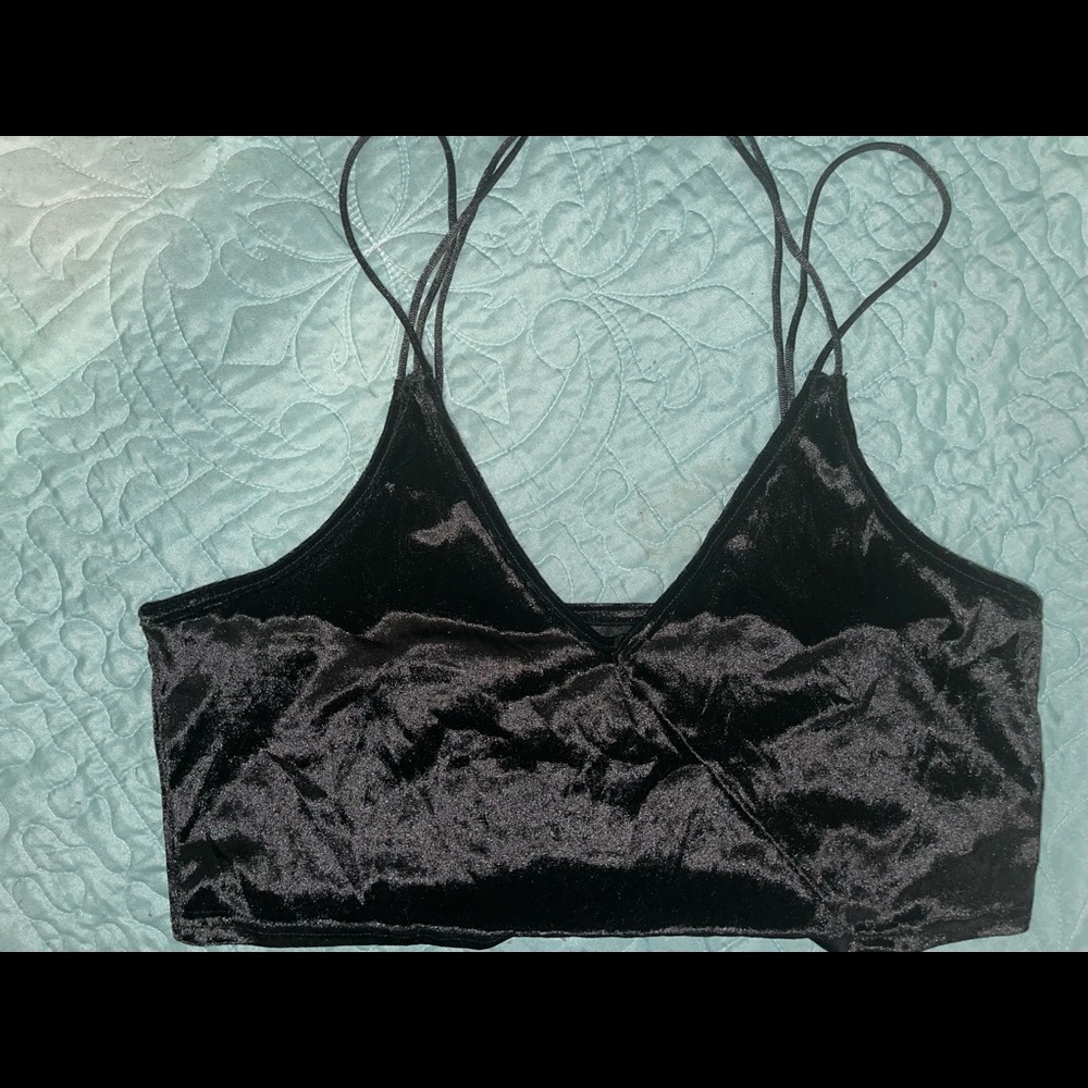 SHEIN Velvet Crop Top